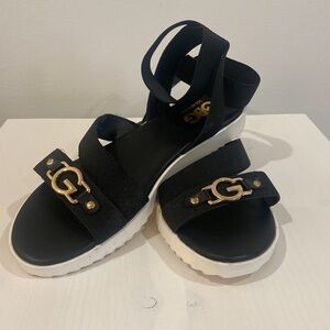 GBG L.A. Black Sandal with Small Platform